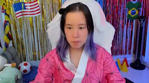 Snapshot of anto_sweet18 chatting on 06.28.26 My birthday is on december 2nd surprise me with a gift from my amazonlist online show from 06.28.26