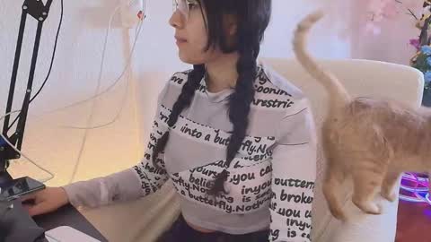 Snapshot of antofoxwbc chatting on 09.17.25 Anto online show from 09.17.25