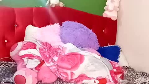 Snapshot of antonela_bigboobs1 chatting on 10.02.25 Antonela PINKI online show from 10.02.25