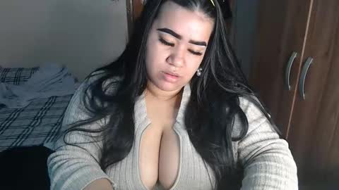 Snapshot of antonela_bigboobs1 chatting on 03.10.26 Antonela PINKI online show from 03.10.26