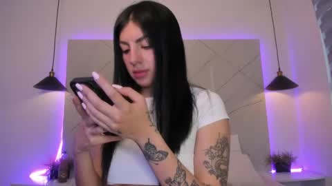 Snapshot of antonella__rouse chatting on 05.03.26 Antonella online show from 05.03.26
