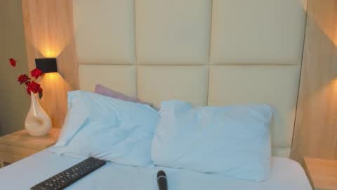 A N T O N E L L A  online show from 03.06.26