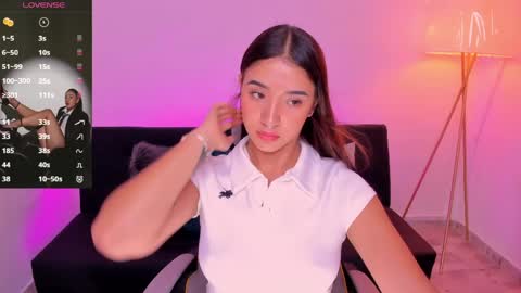 Snapshot of antonella_grayy chatting on 05.27.26 Antonella Grayy online show from 05.27.26