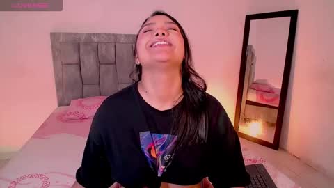 Snapshot of antonella_hot_x chatting on 02.22.26 Antonella online show from 02.22.26