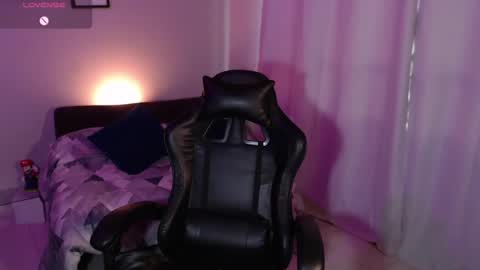 Snapshot of antonella_miller19 chatting on 07.15.26 Antonella online show from 07.15.26