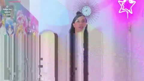Snapshot of antonella_moon145 chatting on 12.16.25 Antonella Moon145 online show from 12.16.25