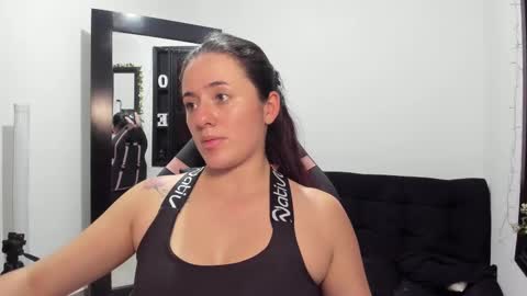 Snapshot of antonella_naughty1 chatting on 03.07.25 antonella online show from 03.07.25