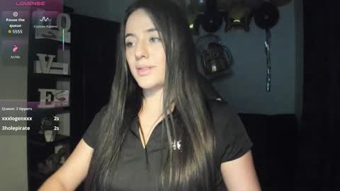 Snapshot of antonella_naughty1 chatting on 10.03.25 antonella online show from 10.03.25