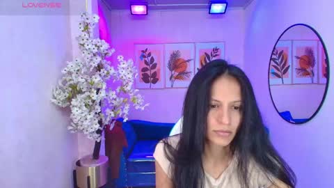 Snapshot of antonella_rivers chatting on 04.27.26 Antonella. online show from 04.27.26
