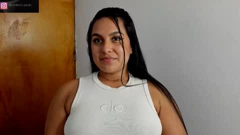 antonella_rod online show from 11.21.25