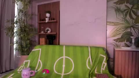 Snapshot of antonella_rossi24 chatting on 06.23.26 Antonella Rossi online show from 06.23.26