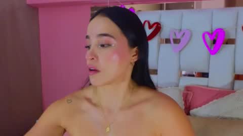    online show from 03.05.25