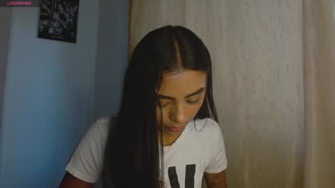 Snapshot of antonellaandnoah chatting on 12.04.24 AntonellaAndNoah online show from 12.04.24