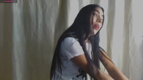 Snapshot of antonellaandnoah chatting on 12.05.24 AntonellaAndNoah online show from 12.05.24