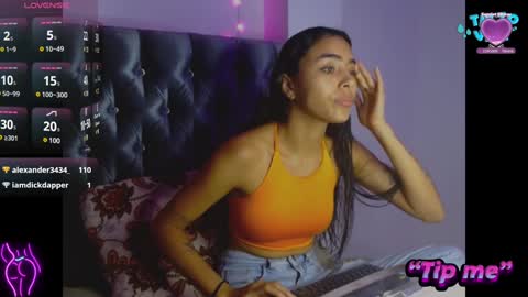 Snapshot of antonellaandnoah chatting on 01.07.25 AntonellaAndNoah online show from 01.07.25