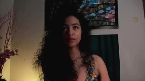 Snapshot of antonellahall_ chatting on 11.04.25 AntonellaHall online show from 11.04.25