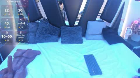 A N T O N E L L E  online show from 11.26.25