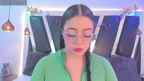 Snapshot of antonellepiercee chatting on 07.03.26 A N T O N E L L E online show from 07.03.26