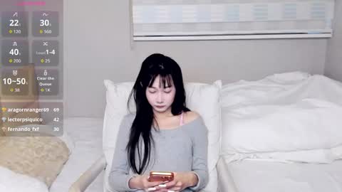 Snapshot of antoniaina chatting on 05.01.26 Aina online show from 05.01.26