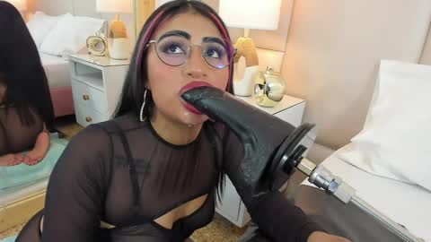 Antonia online show from 02.21.25