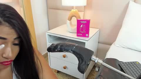 Antonia online show from 02.12.26