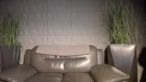 HI My name is Antonio online show from 12.21.24