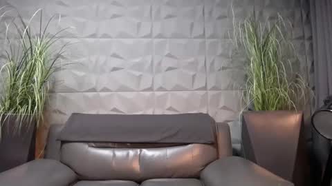 HI My name is Antonio online show from 01.25.25