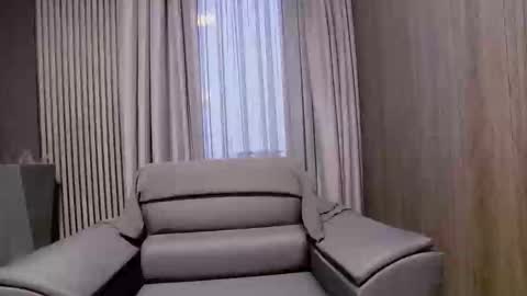 Snapshot of antoniovalentinidiamond chatting on 05.26.26 HI My name is Antonio online show from 05.26.26