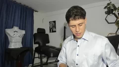 antonnello_ online show from 03.08.25