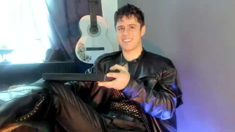 antonnello_ online show from 11.28.25