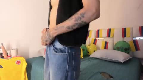 Snapshot of antony_d_ossa chatting on 06.18.26 antony_d_ossa online show from 06.18.26