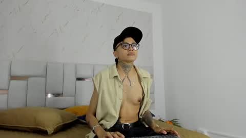 Snapshot of antony_d_ossa chatting on 06.25.26 antony_d_ossa online show from 06.25.26