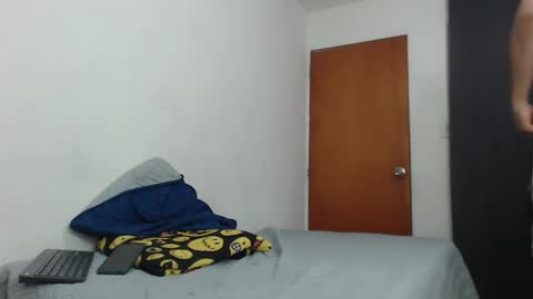 antony_smithh online show from 02.06.25