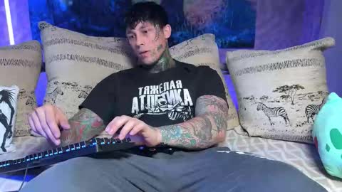 Snapshot of anubisgod88 chatting on 01.16.26 Tom online show from 01.16.26