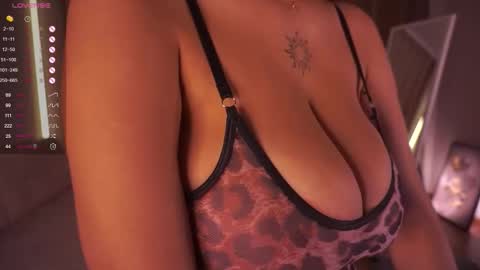 Snapshot of anuricbriny chatting on 09.26.25 Sunday - start 0400 PM GMT -4 online show from 09.26.25