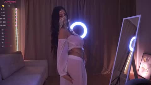  Sunday - start 0400 PM GMT -4 online show from 10.27.25