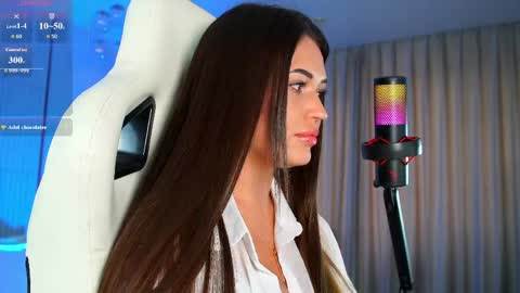 Anna online show from 06.05.26