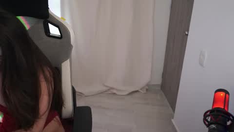 anya online show from 11.04.25