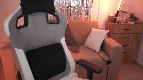 anya online show from 01.16.26