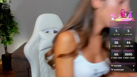 Anya online show from 10.08.25