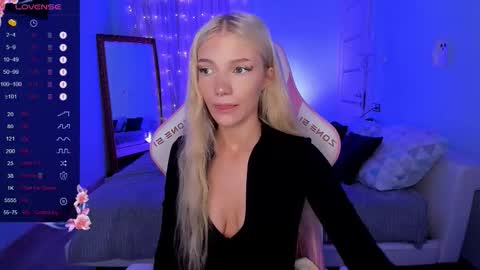 Anya online show from 11.19.25