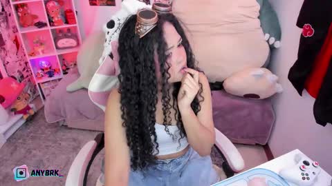 Snapshot of anyburkee chatting on 11.12.25 Any online show from 11.12.25