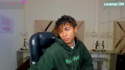 Snapshot of anyelotwink chatting on 07.02.26 anyelotwink online show from 07.02.26