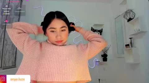 Snapshot of anyeluz_z chatting on 03.05.25 anyeluz_z online show from 03.05.25