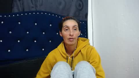 anyu online show from 01.11.25