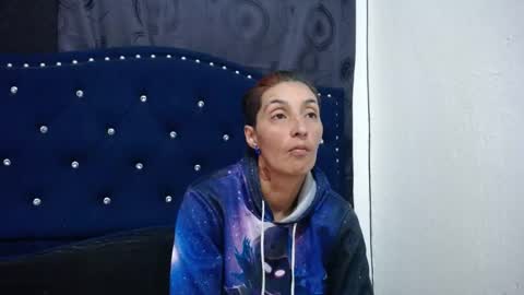 anyu online show from 02.25.25