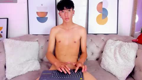 Anyul  online show from 01.14.25