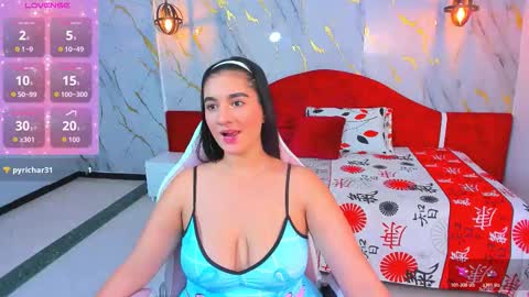 Anyy Honey online show from 11.24.25