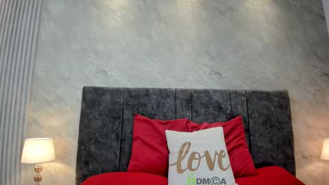 Aome Rainbow online show from 02.17.25