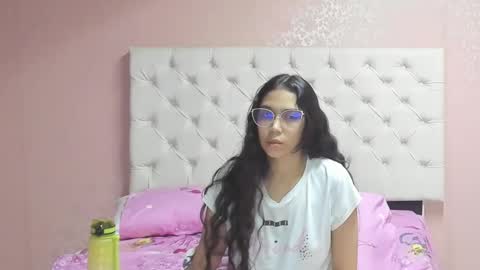 Aome Rainbow online show from 02.20.25